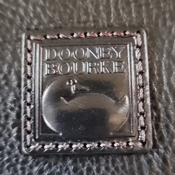 Dooney & Bourke Mallory Crossbody Black NWT HOST PICK - Picture 4 of 10